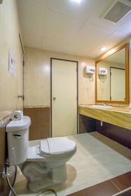 Golden Beach Cha Am Hotel
