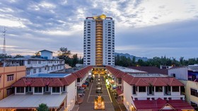 Golden Beach Cha Am Hotel