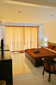 Golden Guesthouse