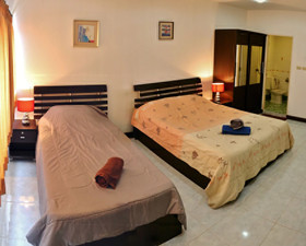 Golden Guesthouse