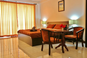 Golden Guesthouse
