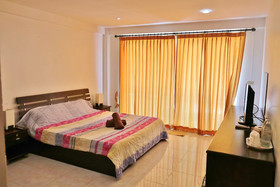 Golden Guesthouse