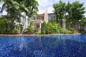Hua Hin Blue Lagoon Resort