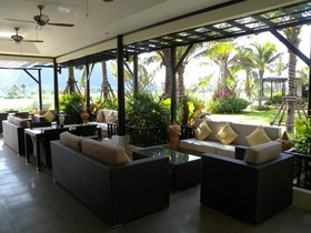 Jurassic Mountain Resort & Fishing Park