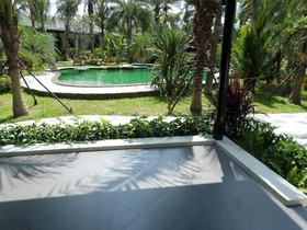 Jurassic Mountain Resort & Fishing Park