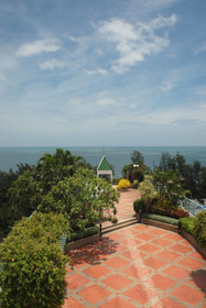 Long Beach Cha Am Resort
