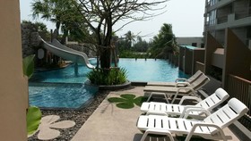Long Beach Cha Am Resort