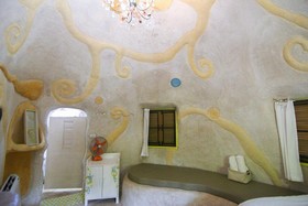 Naidee Sculptured Huts @ Vic Hua Hin