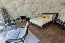 NaNine Glamping