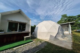 NaNine Glamping