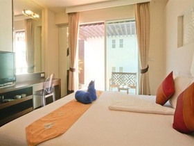 Nirundorn Resort