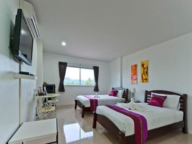 Phet Cha-am Plaza & Resort