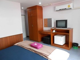Phet Chang Thai Hotel