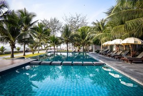 SiamBeach Resort