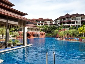 Springfield Village Golf & Spa