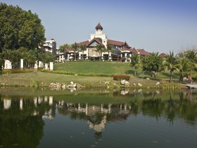 Springfield Village Golf & Spa