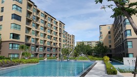Rain Cha Am - Hua Hin by J&P