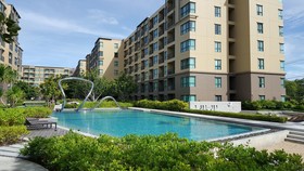 Rain Cha Am - Hua Hin by J&P