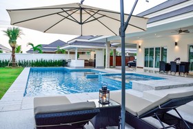 Tulip House Pool Villa Hua Hin