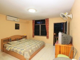 Urs Treff Guesthouse