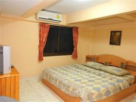 Urs Treff Guesthouse