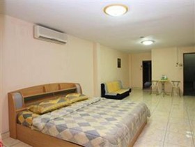 Urs Treff Guesthouse