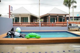 Whale Pool Villa