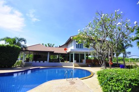 Anantanaka Hua Hin Resort