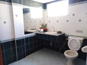 Ansu Hotel by OYO Rooms