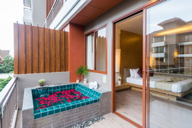 Ayrest Hua Hin