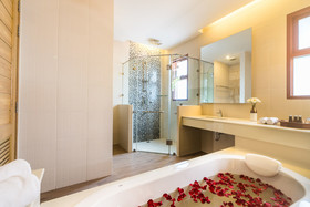 Ayrest Hua Hin
