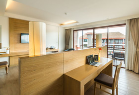 Ayrest Hua Hin