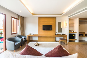 Ayrest Hua Hin