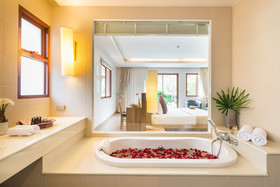 Ayrest Hua Hin