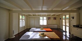 Baan Bayan Beachfront Hotel