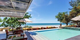 Baan Bayan Beachfront Hotel