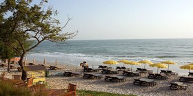 Baan Bayan Beachfront Hotel