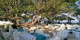 Baan Bayan Beachfront Hotel