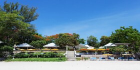 Baan Bayan Beachfront Hotel