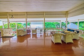 Baan Bayan Beachfront Hotel