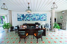 Baan Bayan Beachfront Hotel