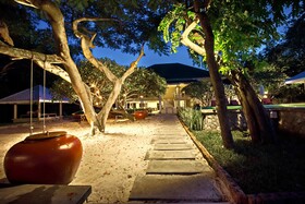 Baan Bayan Beachfront Hotel