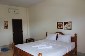 Baan Loksouylokchay