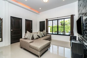 Baan Noppadol Hua Hin Loft Resort