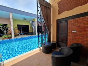 Baan Noppadol Hua Hin Loft Resort