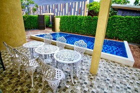 Baan Noppadol Hua Hin Loft Resort