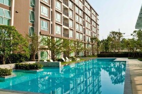 Baan Peang Ploen by Montri