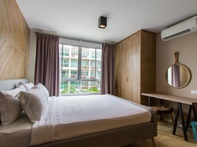 Baan Peang Ploen by Stone Head Hua Hin
