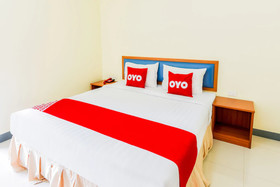 Baan Poemsuk by OYO Rooms