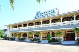 Baan Rajdamnern Hua Hin
